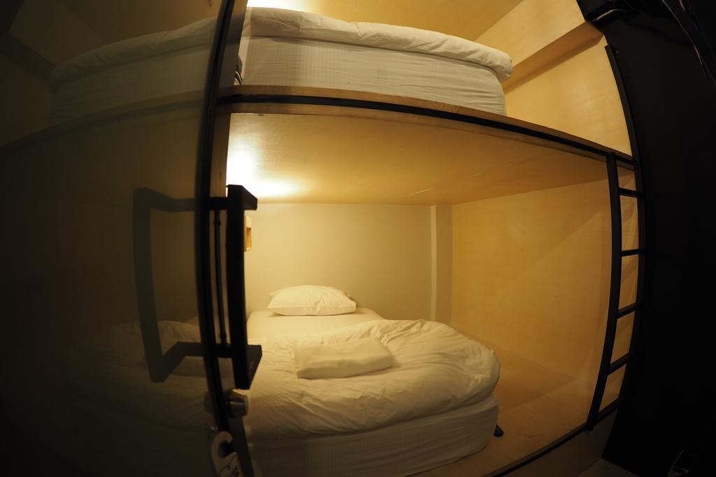 Hostel Box Poshtel Phuket Exterior foto
