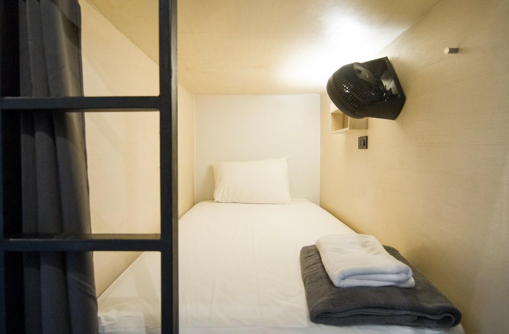 Hostel Box Poshtel Phuket Exterior foto