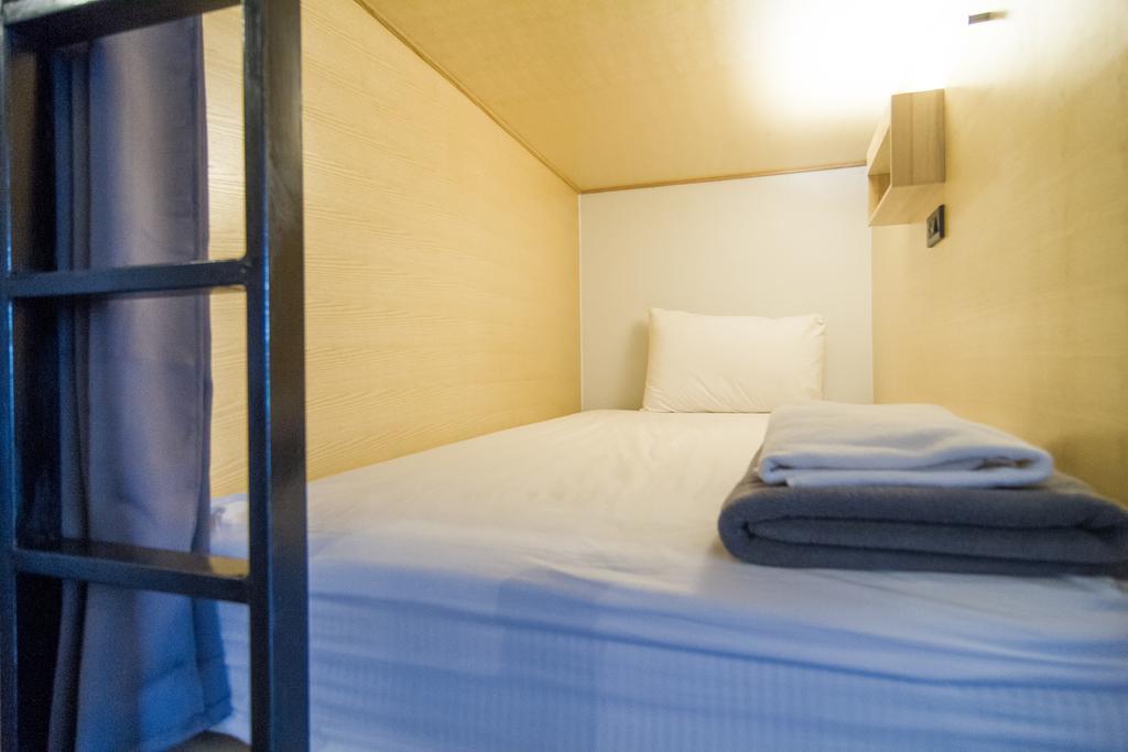 Hostel Box Poshtel Phuket Exterior foto