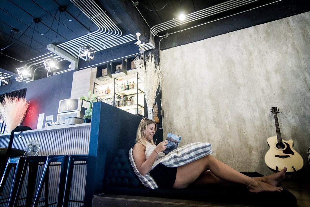 Hostel Box Poshtel Phuket Exterior foto